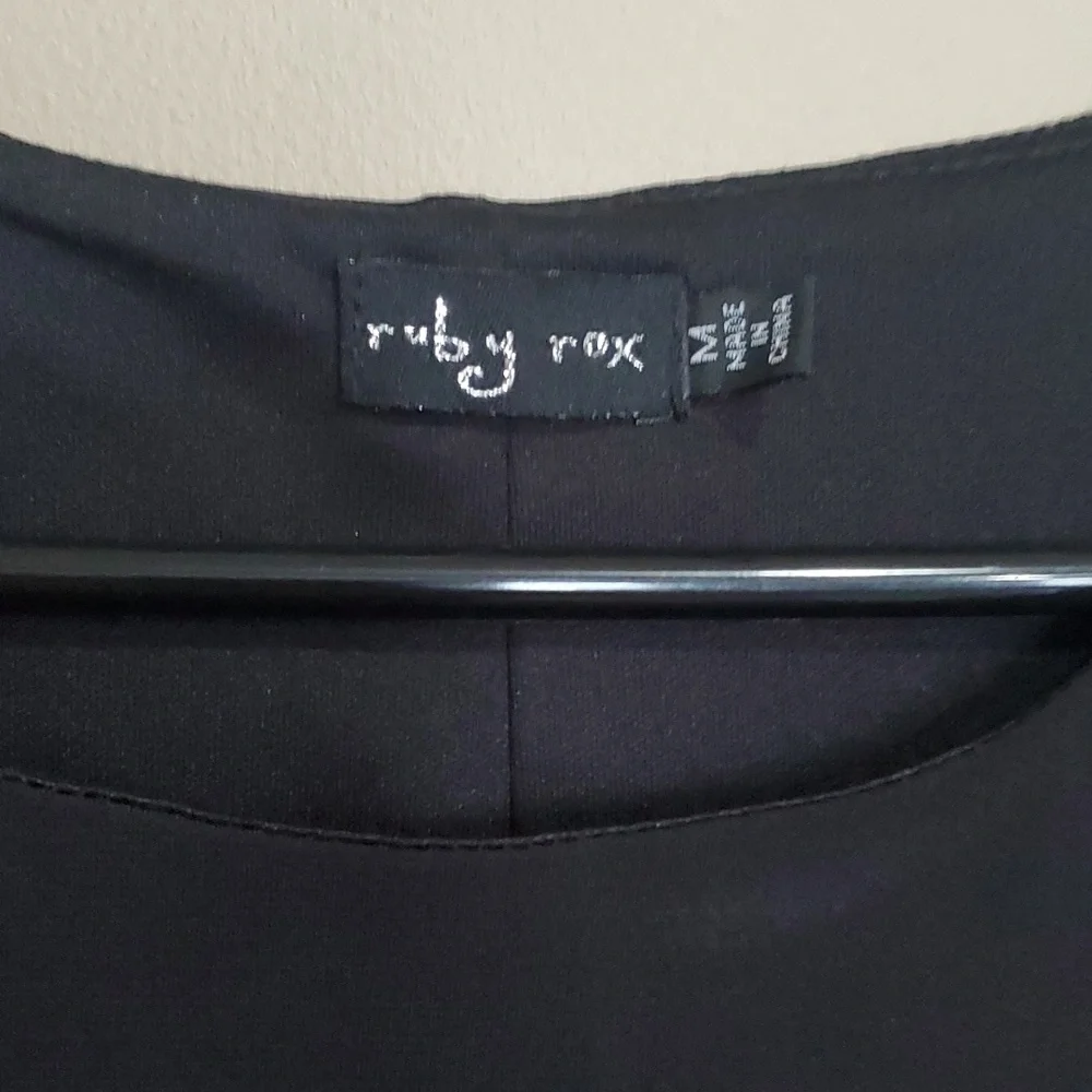 Ruby Rox dress size medium - Picture 2 of 5